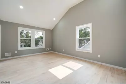 1126 Stone St, Rahway, NJ 07065 - Photo 12