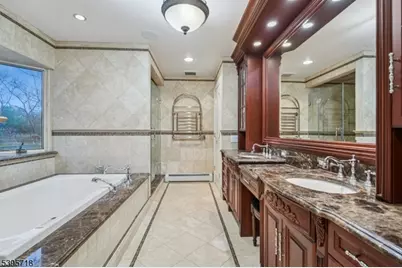 53 Morningside Dr, Livingston, NJ 07039 - Photo 16