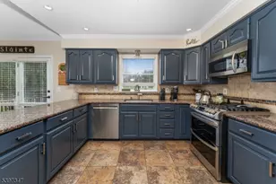 12 Woodside Ln, Raritan Township, NJ 08822 - Photo 16