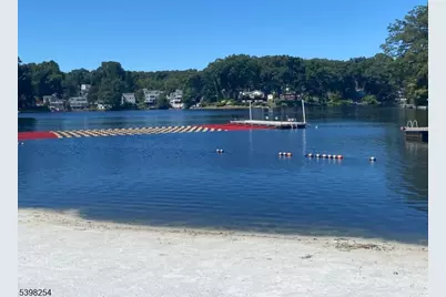 42 Rainbow Trl, Parsippany, NJ 07834 - Photo 30