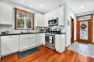 42 Rainbow Trail, Parsippany, NJ 07834 - Photo 4