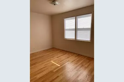 [Address not provided], Evanston, IL 60202 - Photo 4