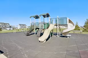 1010 Bristol Ct, Gilberts, IL 60136 - Photo 16