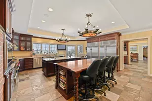 353 N Deere Park Dr E, Highland Park, IL 60035 - Photo 26