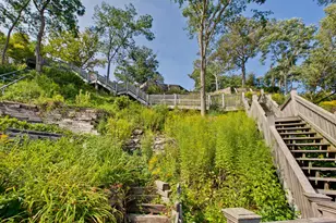 353 N Deere Park Dr E, Highland Park, IL 60035 - Photo 16