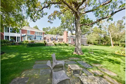 353 N Deere Park Drive E, Highland Park, IL 60035 - Photo 12