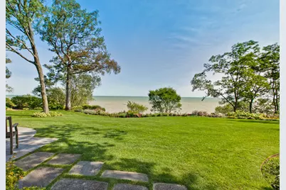 353 N Deere Park Drive E, Highland Park, IL 60035 - Photo 14
