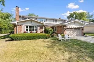 1285 Warwick Ct, Deerfield, IL 60015 - Photo 4