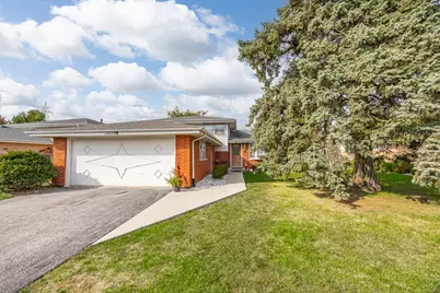 [Address not provided], Palos Hills, IL 60465 - Photo 2