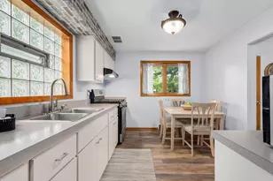 [Address not provided], La Grange, IL 60525 - Photo 8