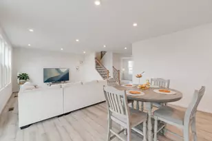 531 Alpine Dr, Algonquin, IL 60102 - Photo 12