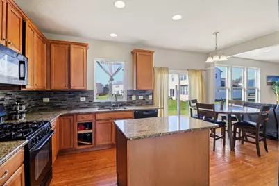 8 Forsythia Court, Bolingbrook, IL 60490 - Photo 12