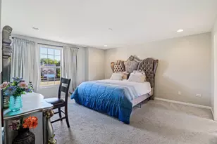 8 Forsythia Ct, Bolingbrook, IL 60490 - Photo 16