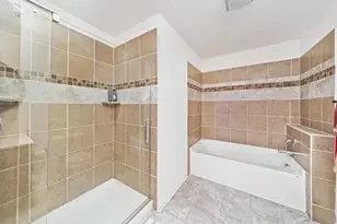 3705 Green Tree Ln, Dekalb, IL 60115 - Photo 14