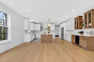 11300 Sequoya Ln, Indian Head Park, IL 60525 - Photo 14