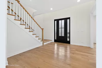 11300 Sequoya Lane, Indian Head Park, IL 60525 - Photo 6
