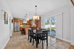 122 N 11th Ave, Saint Charles, IL 60174 - Photo 16