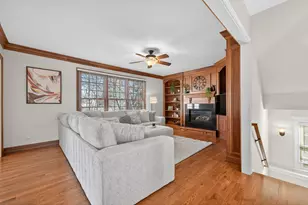 122 N 11th Ave, Saint Charles, IL 60174 - Photo 12