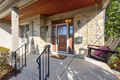 122 N 11th Avenue, Saint Charles, IL 60174 - Photo 2