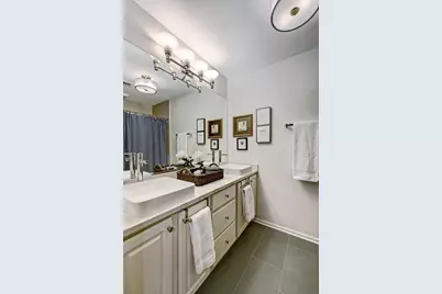 1409 Burr Oak Road #111A, Hinsdale, IL 60521 - Photo 16