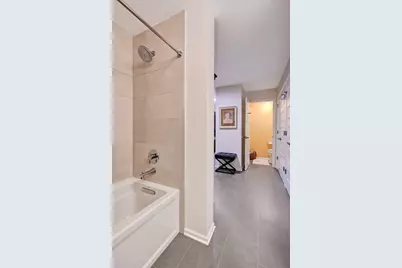 1409 Burr Oak Road #111A, Hinsdale, IL 60521 - Photo 18