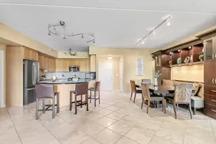 950 Augusta Way, Highland Park, IL 60035 - Photo 6