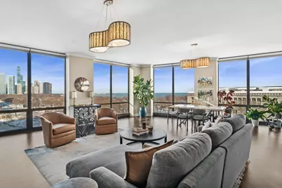 233 E 13th Street #1005, Chicago, IL 60605 - Photo 4