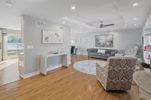 8035 Anne Dr, Orland Park, IL 60462 - Photo 4