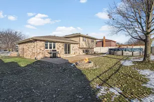 8035 Anne Dr, Orland Park, IL 60462 - Photo 26