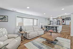 8035 Anne Dr, Orland Park, IL 60462 - Photo 14