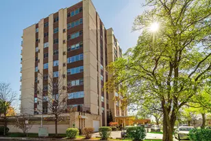 141 N La Grange Rd, La Grange, IL 60525 - Photo 2