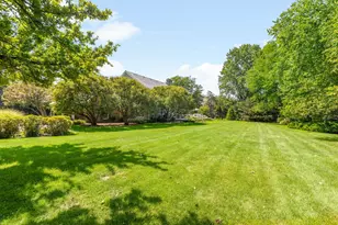 340 E Westleigh Rd, Lake Forest, IL 60045 - Photo 8