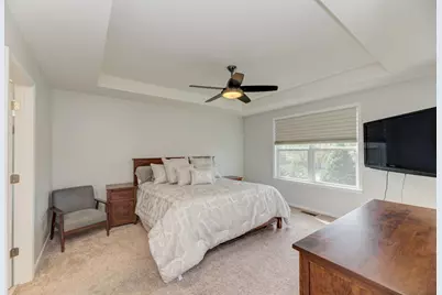 8288 Mulberry Drive, Woodridge, IL 60517 - Photo 6