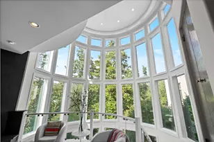 920 St Stephens Green, Oak Brook, IL 60523 - Photo 8