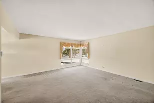 [Address not provided], Naperville, IL 60540 - Photo 6