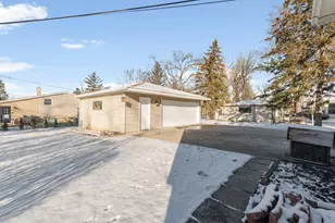 550 E North Broadway Street E, Lombard, IL 60148 - Photo 18