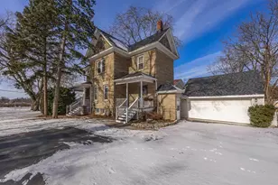 425 S Naperville Rd, Wheaton, IL 60187 - Photo 6