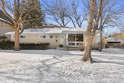 1036 Warrington Road, Deerfield, IL 60015 - Photo 2
