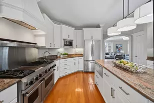 70 Forest Ave, Naperville, IL 60540 - Photo 26