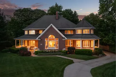 70 Forest Avenue, Naperville, IL 60540 - Photo 1