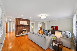 70 Forest Ave, Naperville, IL 60540 - Photo 32