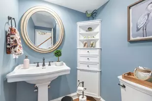 1628 Brentwood Dr, Mundelein, IL 60060 - Photo 16