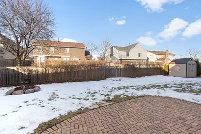 1628 Brentwood Drive, Mundelein, IL 60060 - Photo 32