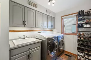 1628 Brentwood Dr, Mundelein, IL 60060 - Photo 18