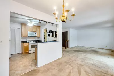 206 Blossom Court, Buffalo Grove, IL 60089 - Photo 6