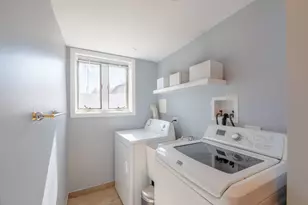 1864 Illinois St, Des Plaines, IL 60018 - Photo 16