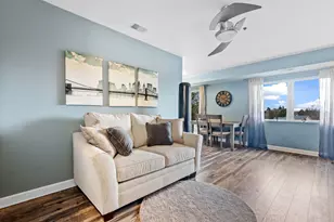 [Address not provided], Buffalo Grove, IL 60089 - Photo 12