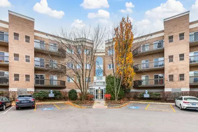[Address not provided], Buffalo Grove, IL 60089 - Photo 2