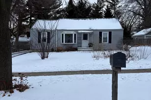 105 Traube Ave, Downers Grove, IL 60515 - Photo 1