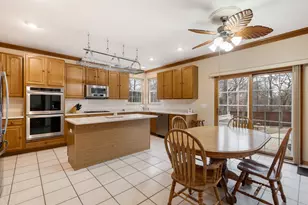 [Address not provided], Gurnee, IL 60031 - Photo 16